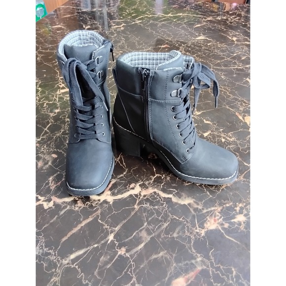 Crown Vintage Shoes - Crown Vintage Womens Black Combat Ankle Boots Plaid Trim Block Heel 6M NWOT